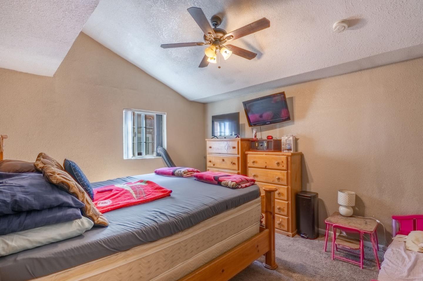 Detail Gallery Image 14 of 25 For 3600 Spruce Ave, Ceres,  CA 95307 - 4 Beds | 2/1 Baths