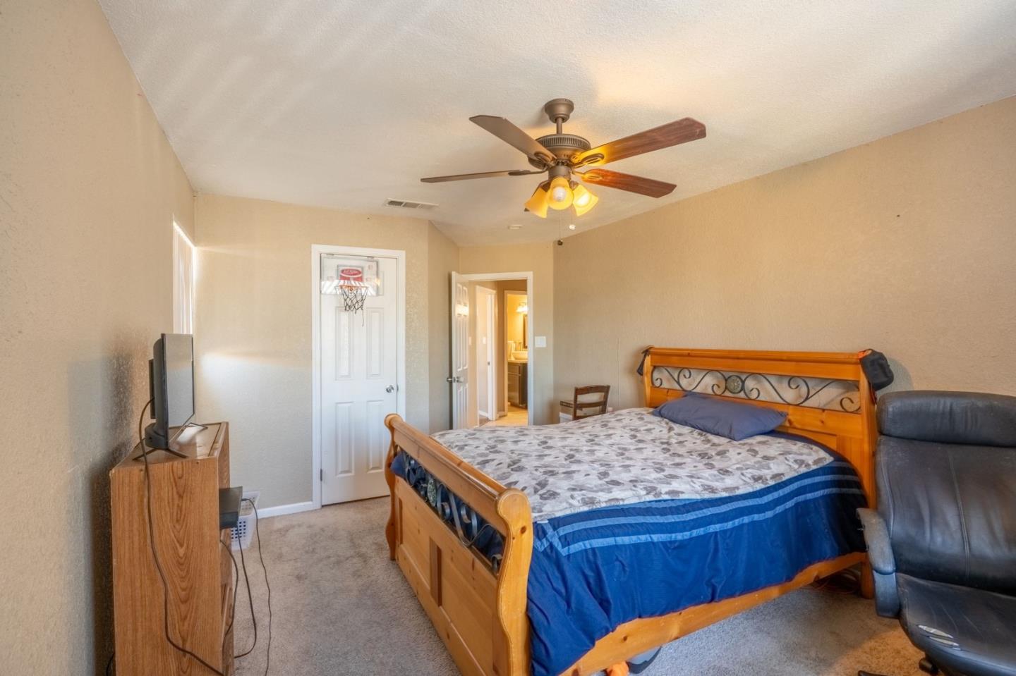 Detail Gallery Image 18 of 25 For 3600 Spruce Ave, Ceres,  CA 95307 - 4 Beds | 2/1 Baths