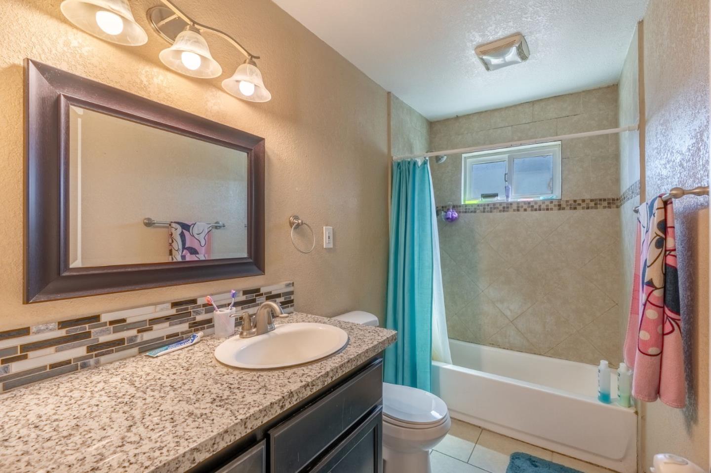 Detail Gallery Image 20 of 25 For 3600 Spruce Ave, Ceres,  CA 95307 - 4 Beds | 2/1 Baths