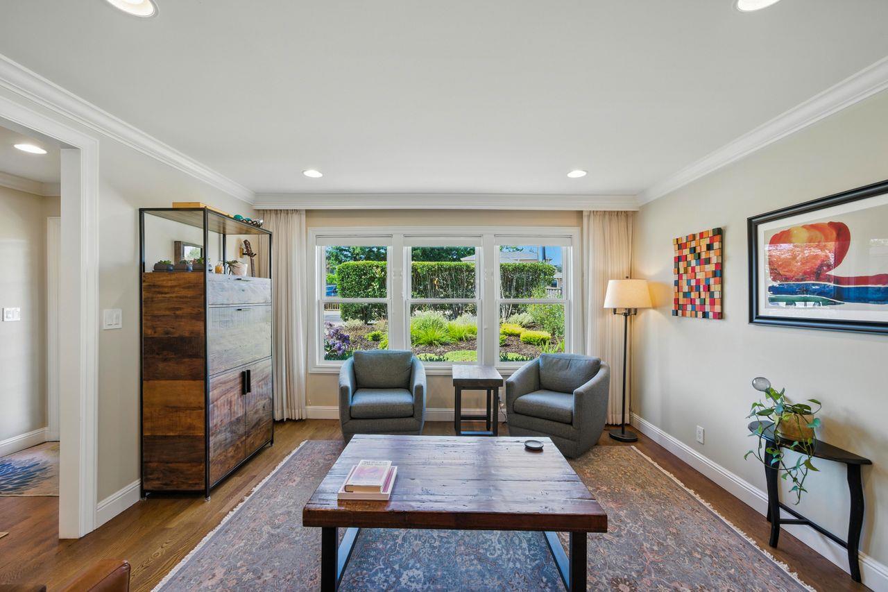 Detail Gallery Image 12 of 59 For 3 Northview Way, Redwood City,  CA 94062 - 3 Beds | 2 Baths