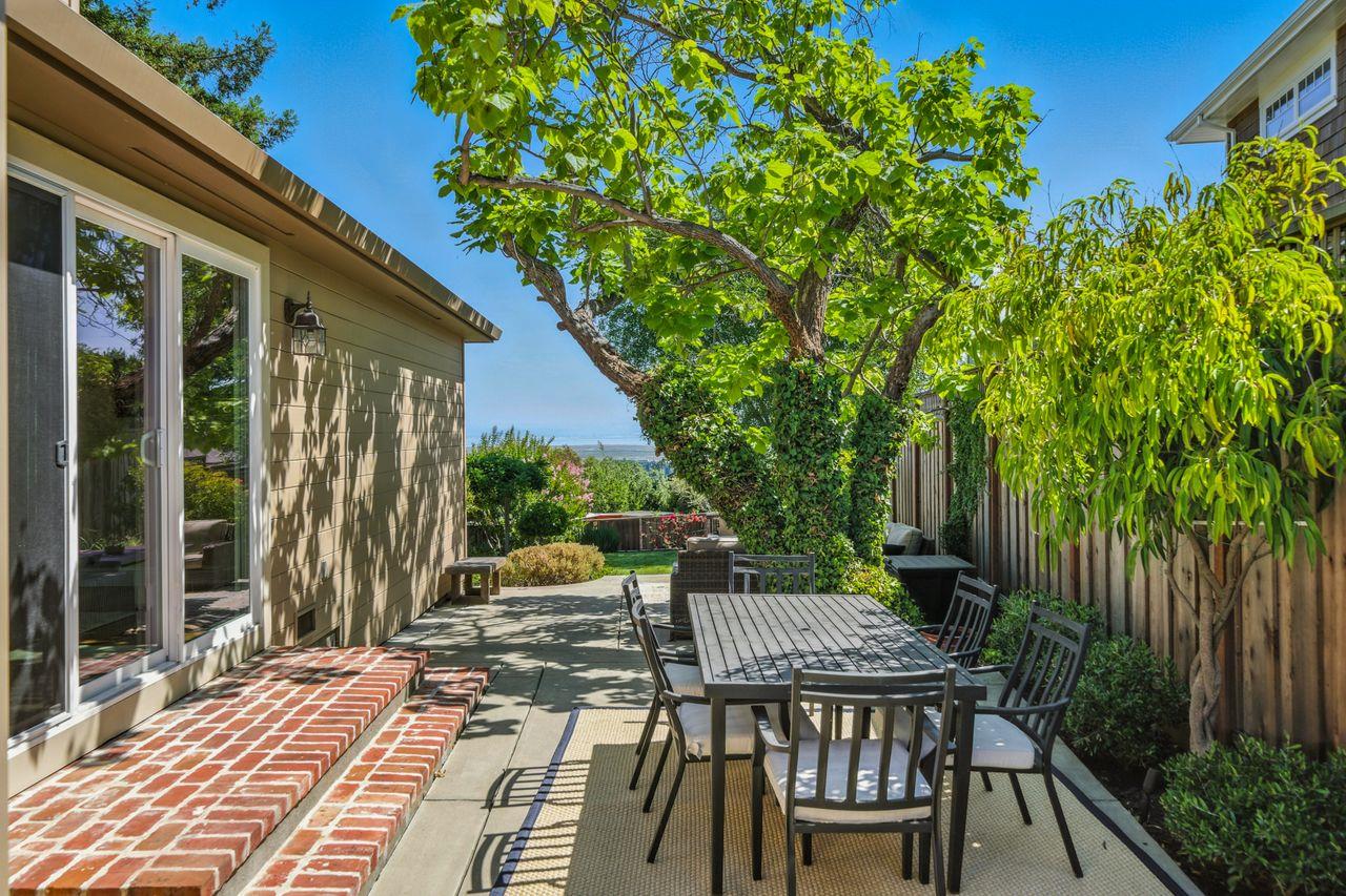 Detail Gallery Image 24 of 59 For 3 Northview Way, Redwood City,  CA 94062 - 3 Beds | 2 Baths