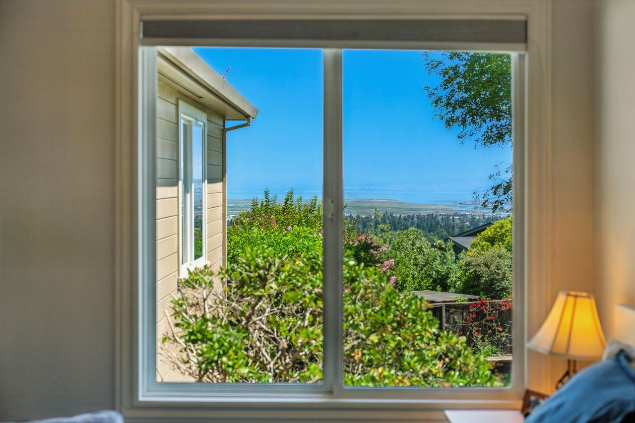 Detail Gallery Image 39 of 59 For 3 Northview Way, Redwood City,  CA 94062 - 3 Beds | 2 Baths