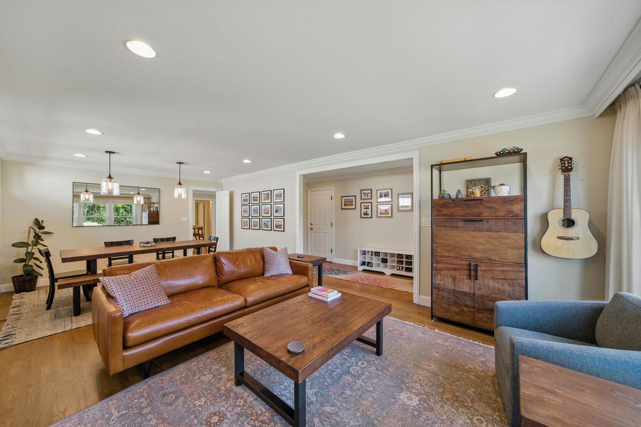 Detail Gallery Image 6 of 59 For 3 Northview Way, Redwood City,  CA 94062 - 3 Beds | 2 Baths