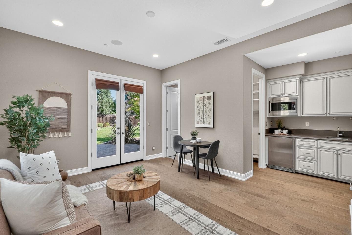 Detail Gallery Image 27 of 63 For 1730 Ventura Dr, Morgan Hill,  CA 95037 - 4 Beds | 3/1 Baths