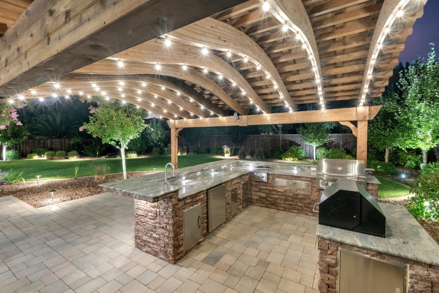 Detail Gallery Image 6 of 63 For 1730 Ventura Dr, Morgan Hill,  CA 95037 - 4 Beds | 3/1 Baths