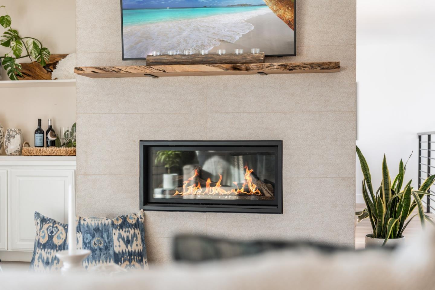 Detail Gallery Image 13 of 70 For 641 Bayview Dr, Aptos,  CA 95003 - 3 Beds | 2/1 Baths