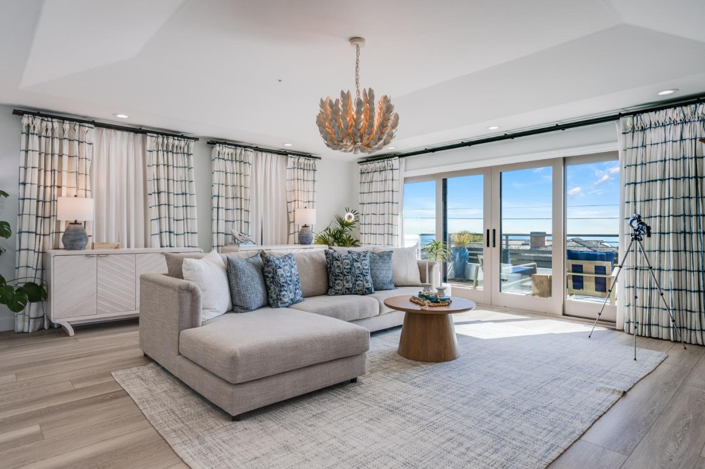 Detail Gallery Image 7 of 70 For 641 Bayview Dr, Aptos,  CA 95003 - 3 Beds | 2/1 Baths