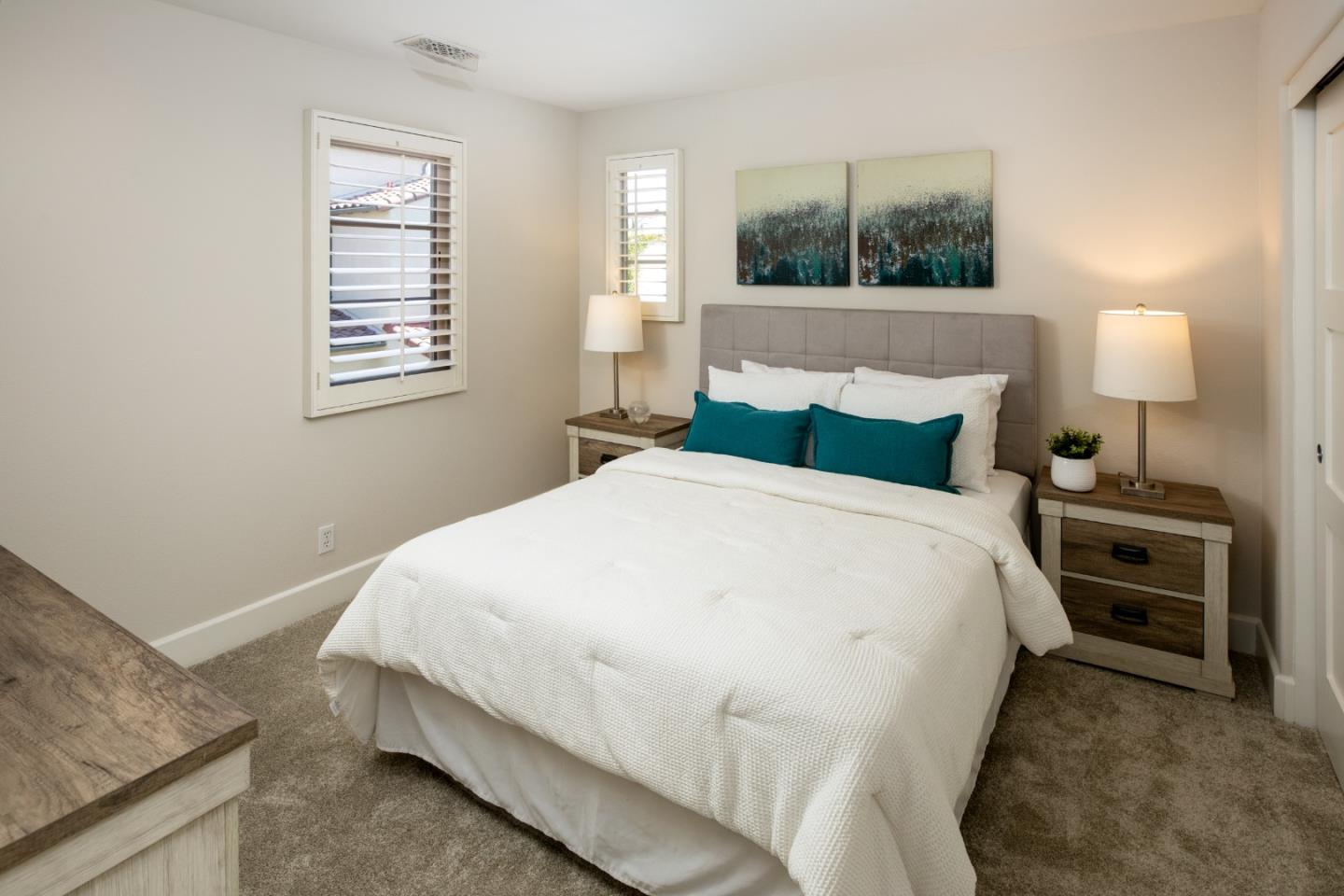 Detail Gallery Image 15 of 25 For 1246 Dahlia Loop, San Jose,  CA 95126 - 3 Beds | 2/1 Baths