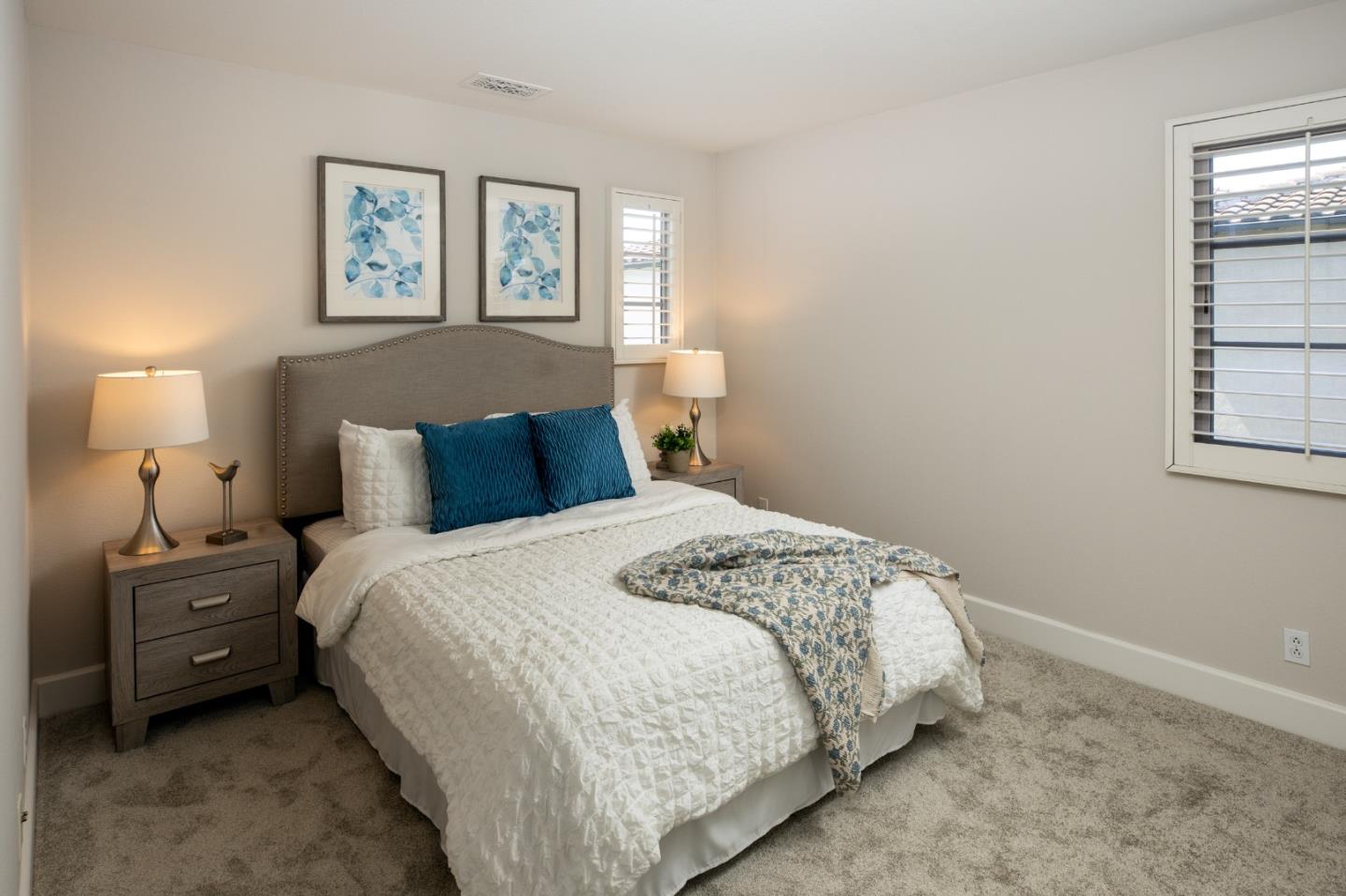 Detail Gallery Image 16 of 25 For 1246 Dahlia Loop, San Jose,  CA 95126 - 3 Beds | 2/1 Baths