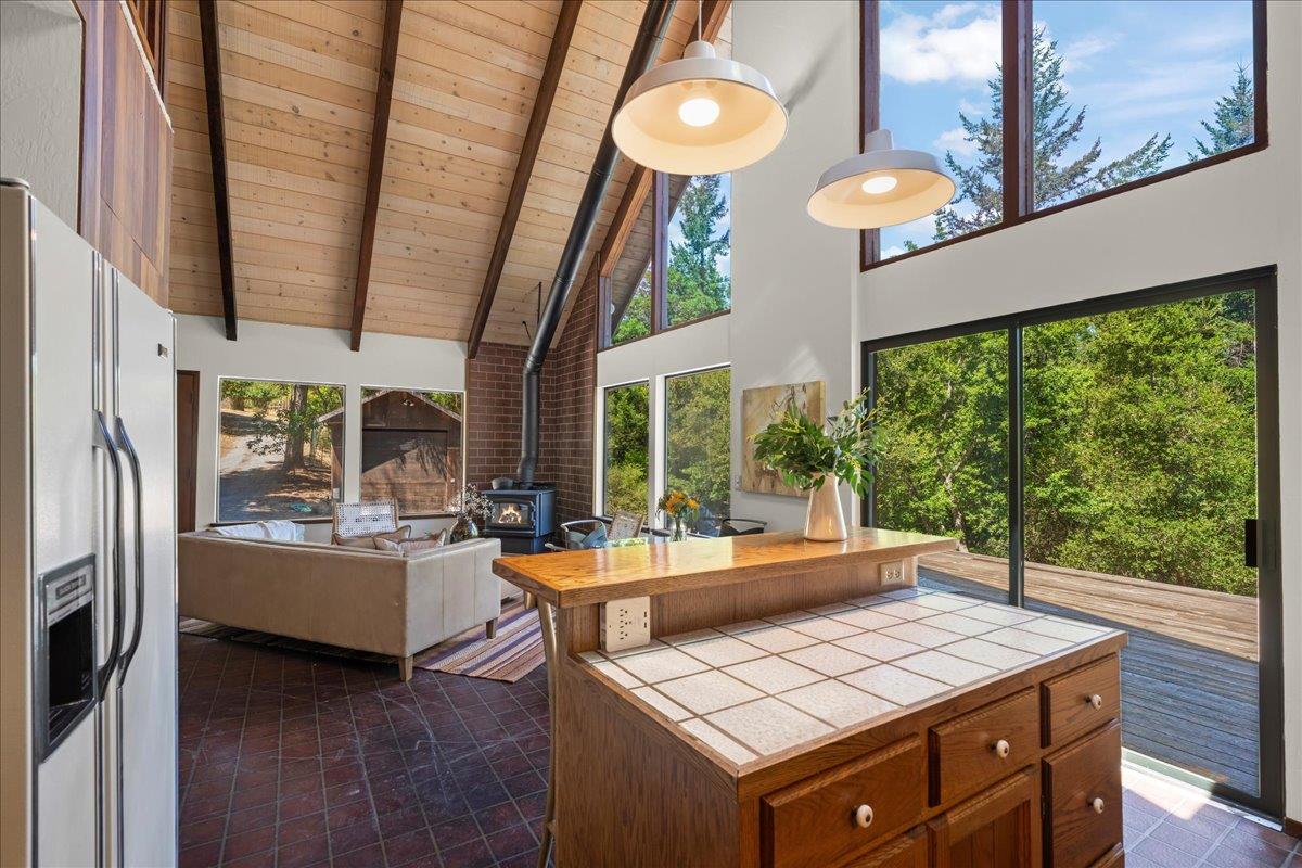 Detail Gallery Image 8 of 26 For 13770 Madrone Pl, Los Gatos,  CA 95033 - 3 Beds | 2 Baths