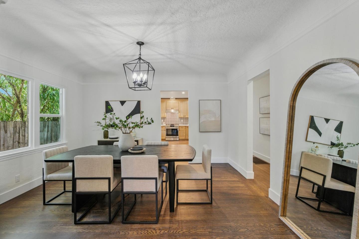 Detail Gallery Image 11 of 41 For 1165 Clinton St, Redwood City,  CA 94061 - 3 Beds | 2 Baths