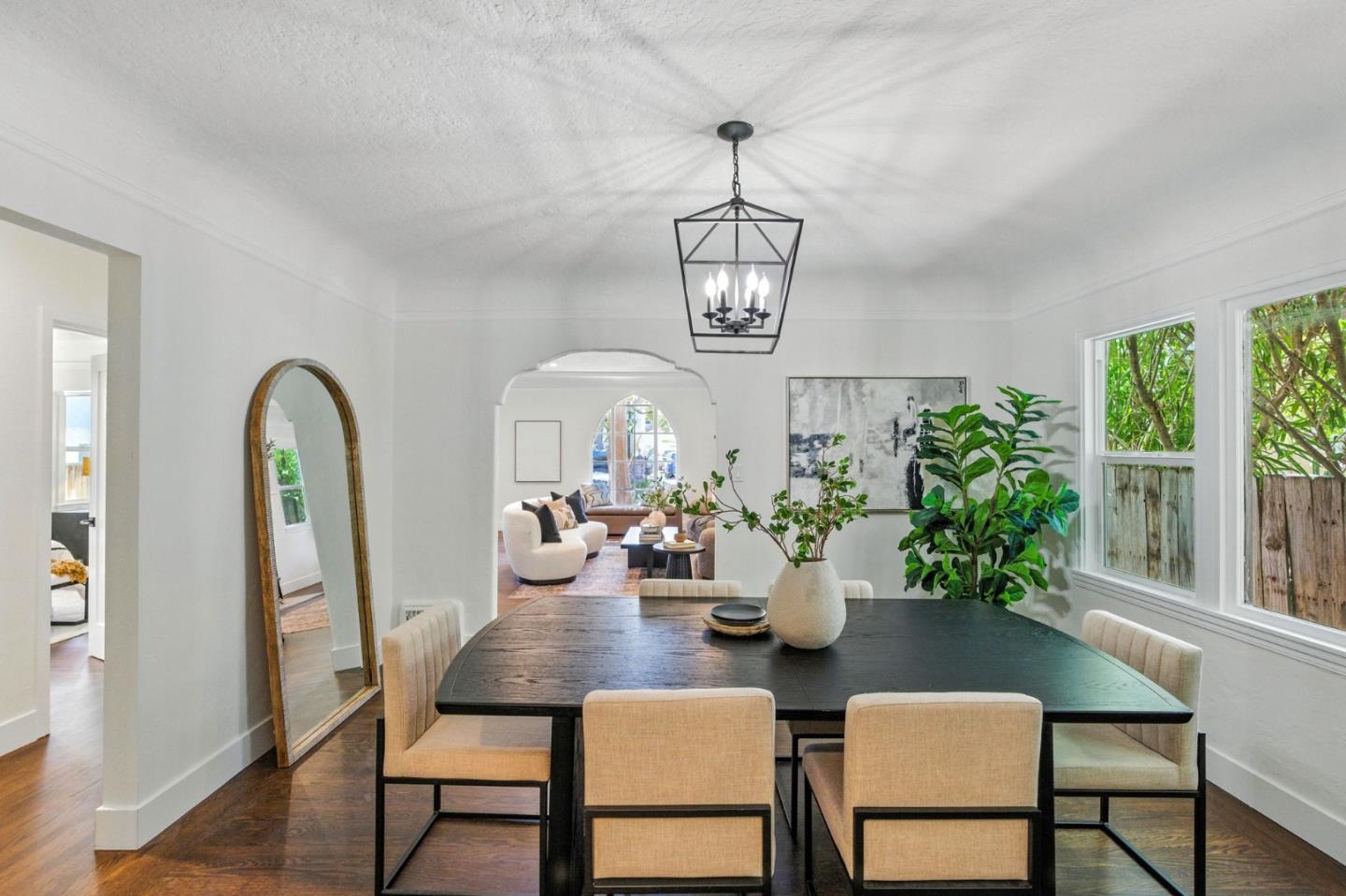 Detail Gallery Image 13 of 41 For 1165 Clinton St, Redwood City,  CA 94061 - 3 Beds | 2 Baths