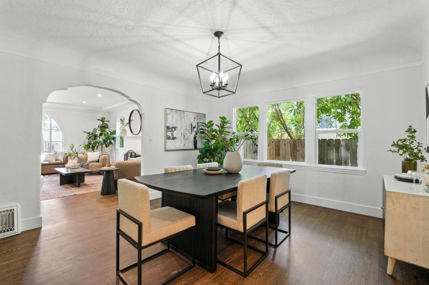 Detail Gallery Image 14 of 41 For 1165 Clinton St, Redwood City,  CA 94061 - 3 Beds | 2 Baths