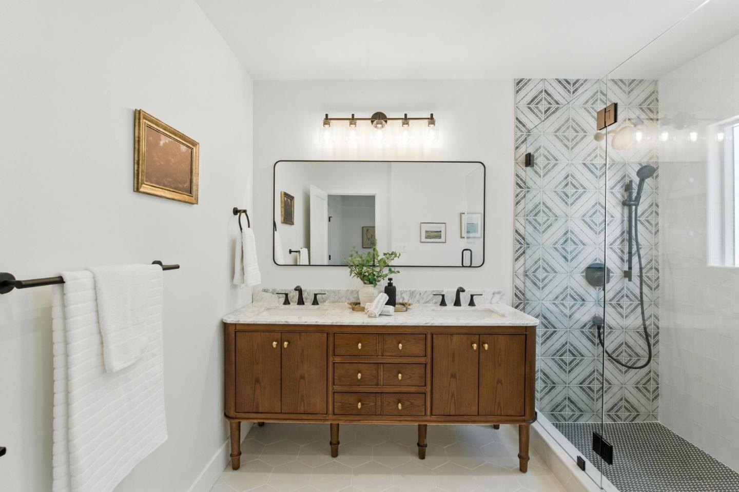 Detail Gallery Image 24 of 41 For 1165 Clinton St, Redwood City,  CA 94061 - 3 Beds | 2 Baths