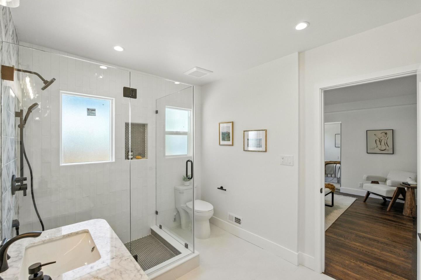 Detail Gallery Image 25 of 41 For 1165 Clinton St, Redwood City,  CA 94061 - 3 Beds | 2 Baths