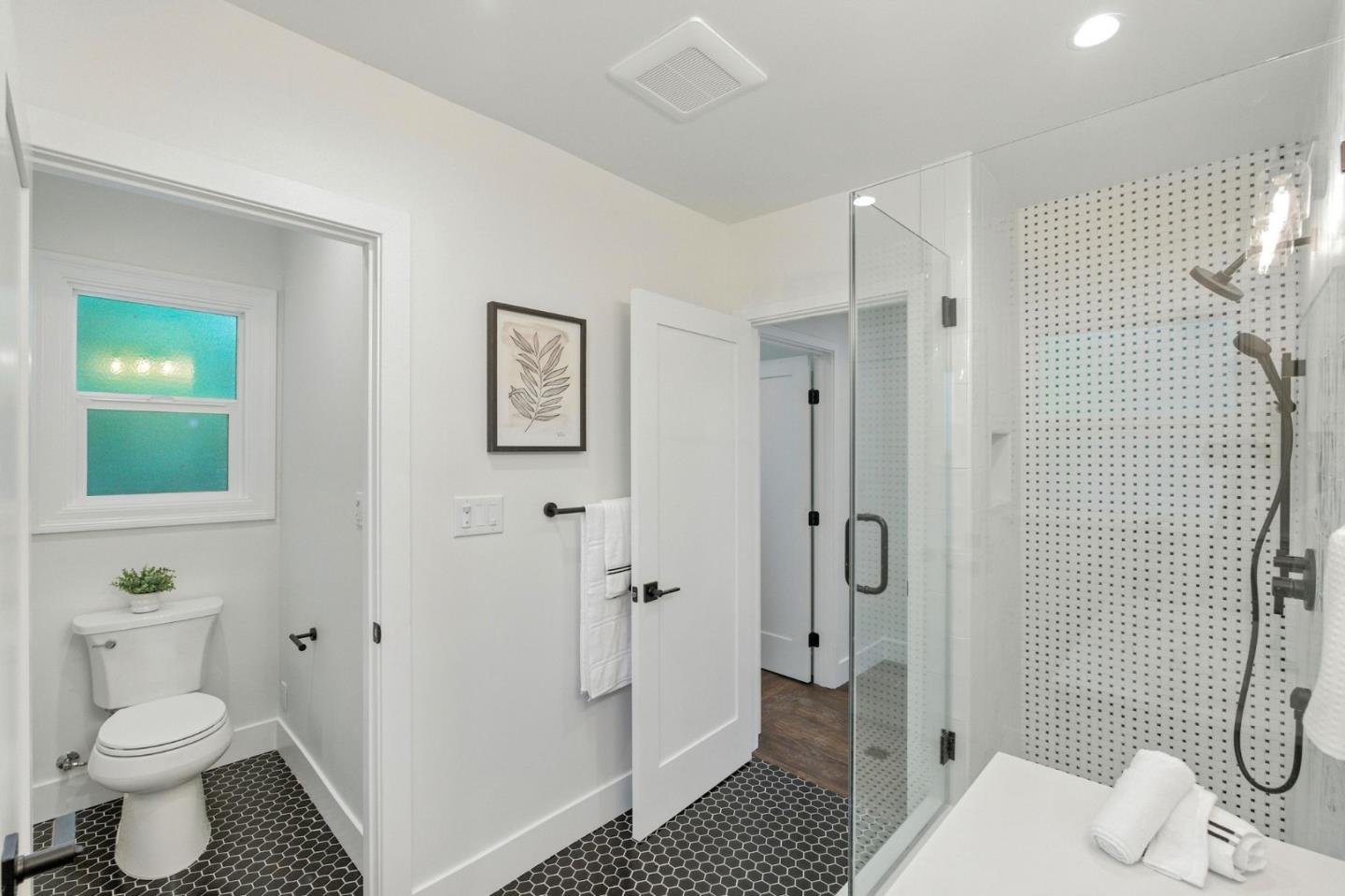 Detail Gallery Image 36 of 41 For 1165 Clinton St, Redwood City,  CA 94061 - 3 Beds | 2 Baths