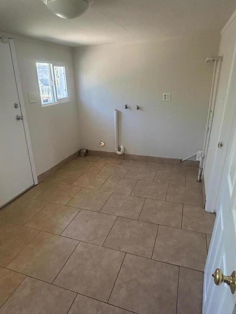Detail Gallery Image 7 of 27 For 412 7th St, Greenfield,  CA 93927 - 2 Beds | 1 Baths