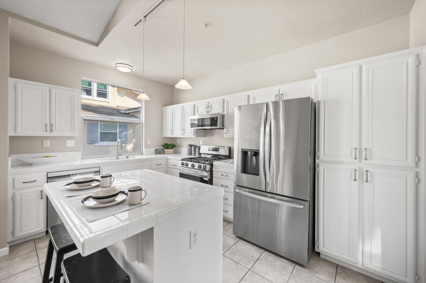 Detail Gallery Image 12 of 45 For 3349 Midtown Pl, San Jose,  CA 95136 - 2 Beds | 2 Baths