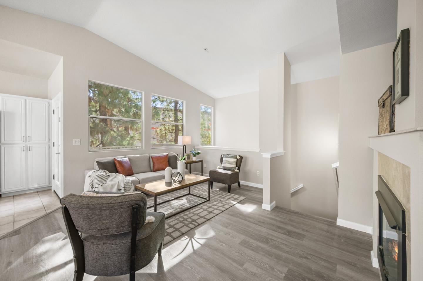 Detail Gallery Image 5 of 45 For 3349 Midtown Pl, San Jose,  CA 95136 - 2 Beds | 2 Baths