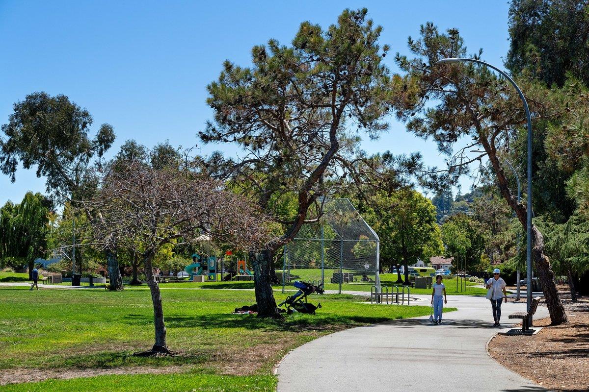 Detail Gallery Image 36 of 45 For 3937 Gillis Dr, San Mateo,  CA 94403 - 3 Beds | 1 Baths