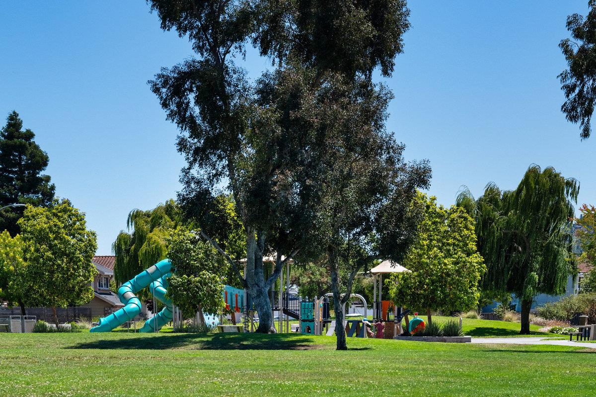 Detail Gallery Image 39 of 45 For 3937 Gillis Dr, San Mateo,  CA 94403 - 3 Beds | 1 Baths