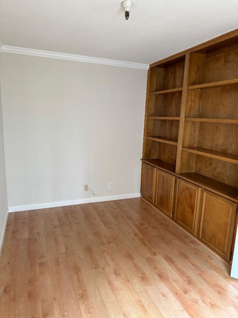 Detail Gallery Image 3 of 6 For 735 El Camino Real #201,  Burlingame,  CA 94010 - 1 Beds | 1 Baths