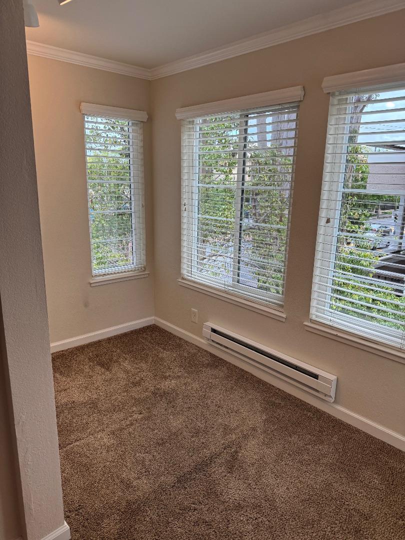 Detail Gallery Image 4 of 6 For 735 El Camino Real #201,  Burlingame,  CA 94010 - 1 Beds | 1 Baths