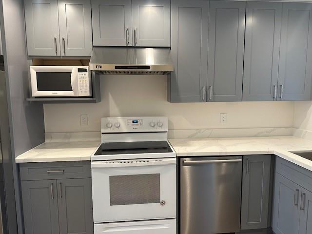 Detail Gallery Image 4 of 15 For 2977 S Norfolk St #209,  San Mateo,  CA 94403 - 2 Beds | 2 Baths