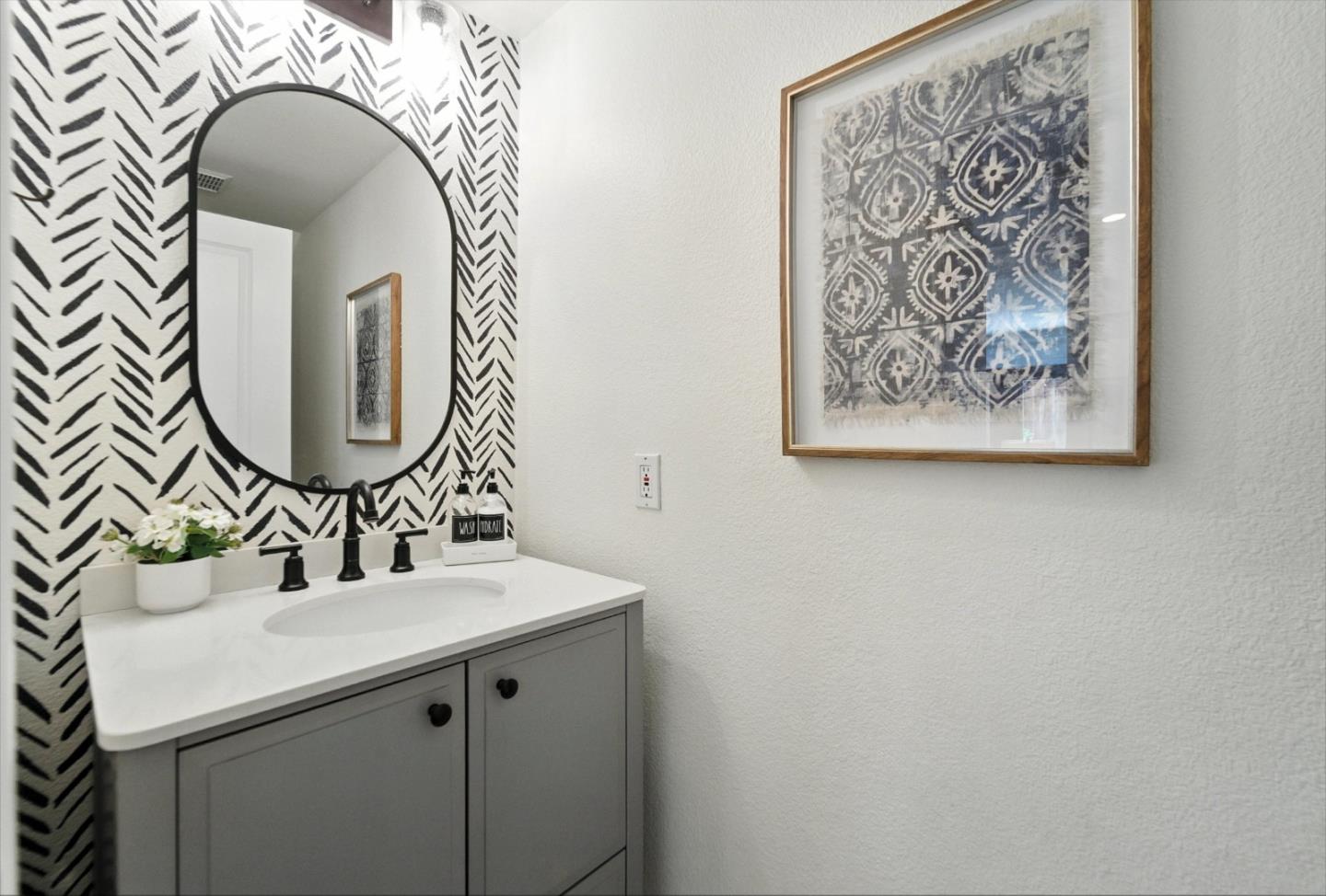 Detail Gallery Image 21 of 44 For 565 Union Ave, Campbell,  CA 95008 - 3 Beds | 2/1 Baths