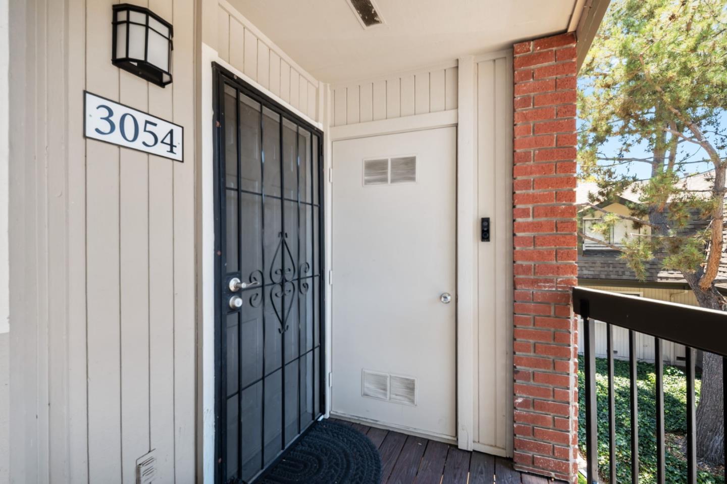 Detail Gallery Image 20 of 31 For 3054 Shadow Springs Pl, San Jose,  CA 95121 - 2 Beds | 1 Baths