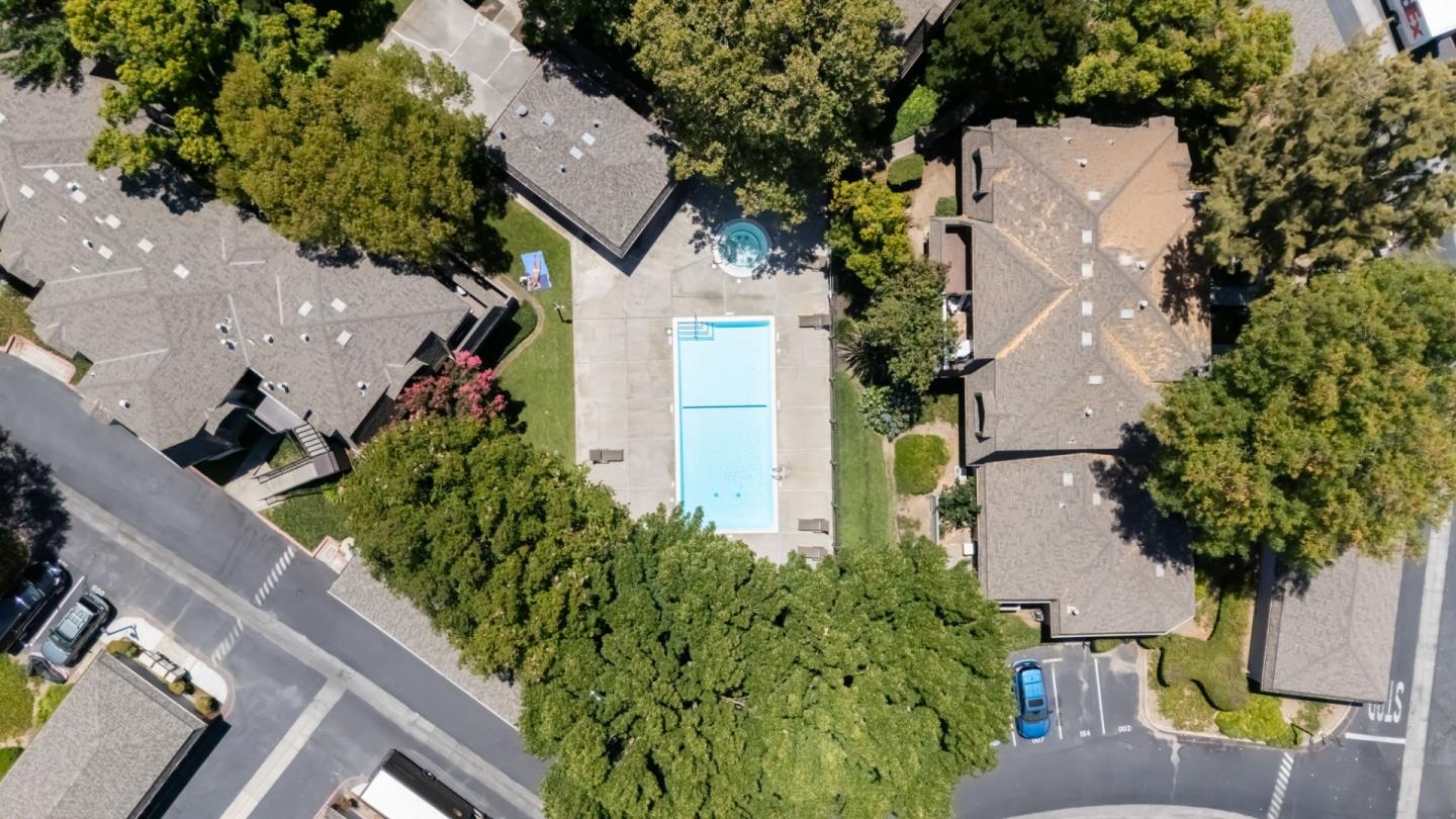 Detail Gallery Image 28 of 31 For 3054 Shadow Springs Pl, San Jose,  CA 95121 - 2 Beds | 1 Baths