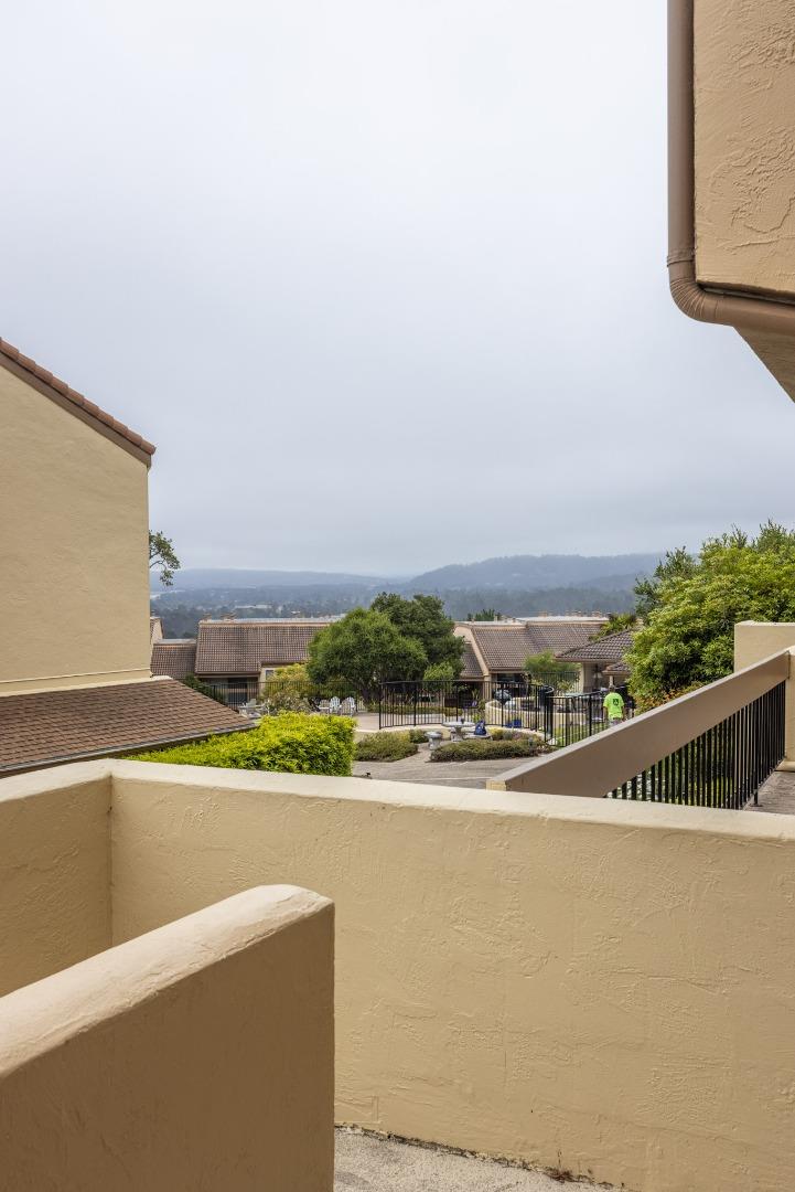 Detail Gallery Image 20 of 21 For 3104 Golden Oaks Ln, Monterey,  CA 93940 - 1 Beds | 1 Baths