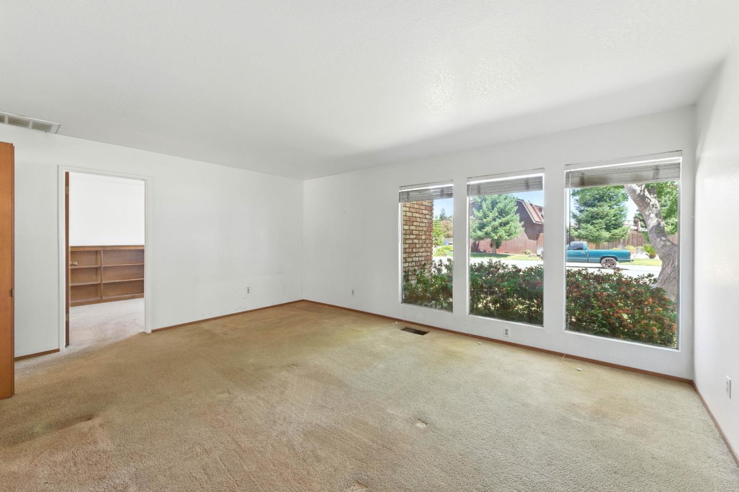 Detail Gallery Image 13 of 49 For 2201 Carleton Dr, Turlock,  CA 95382 - 3 Beds | 2 Baths