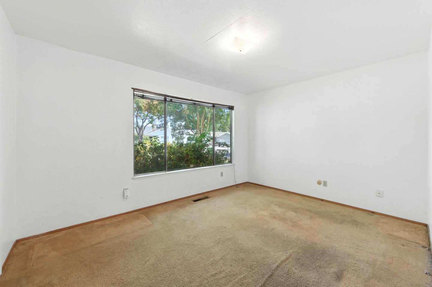 Detail Gallery Image 28 of 49 For 2201 Carleton Dr, Turlock,  CA 95382 - 3 Beds | 2 Baths