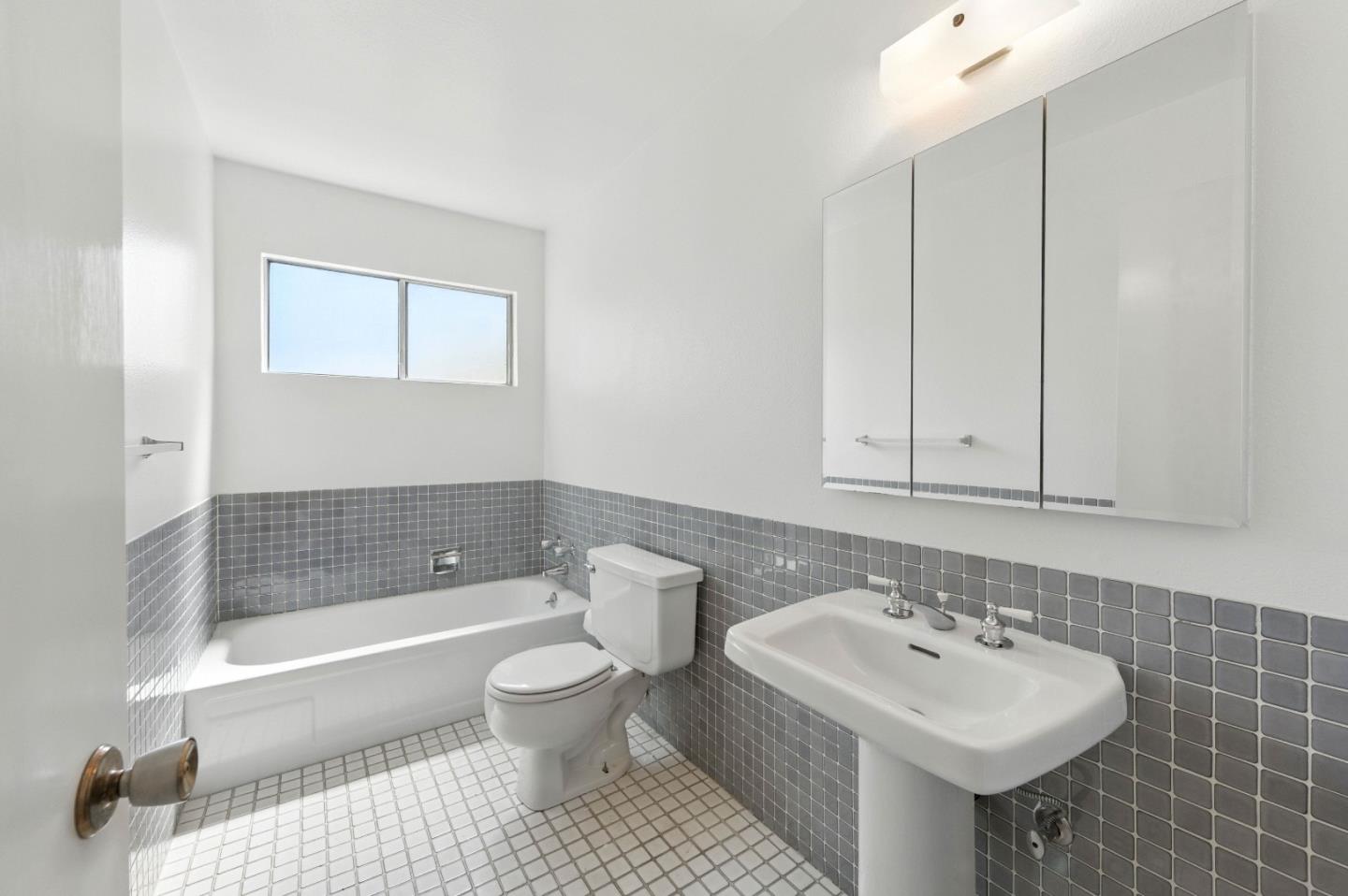 Detail Gallery Image 30 of 49 For 2201 Carleton Dr, Turlock,  CA 95382 - 3 Beds | 2 Baths