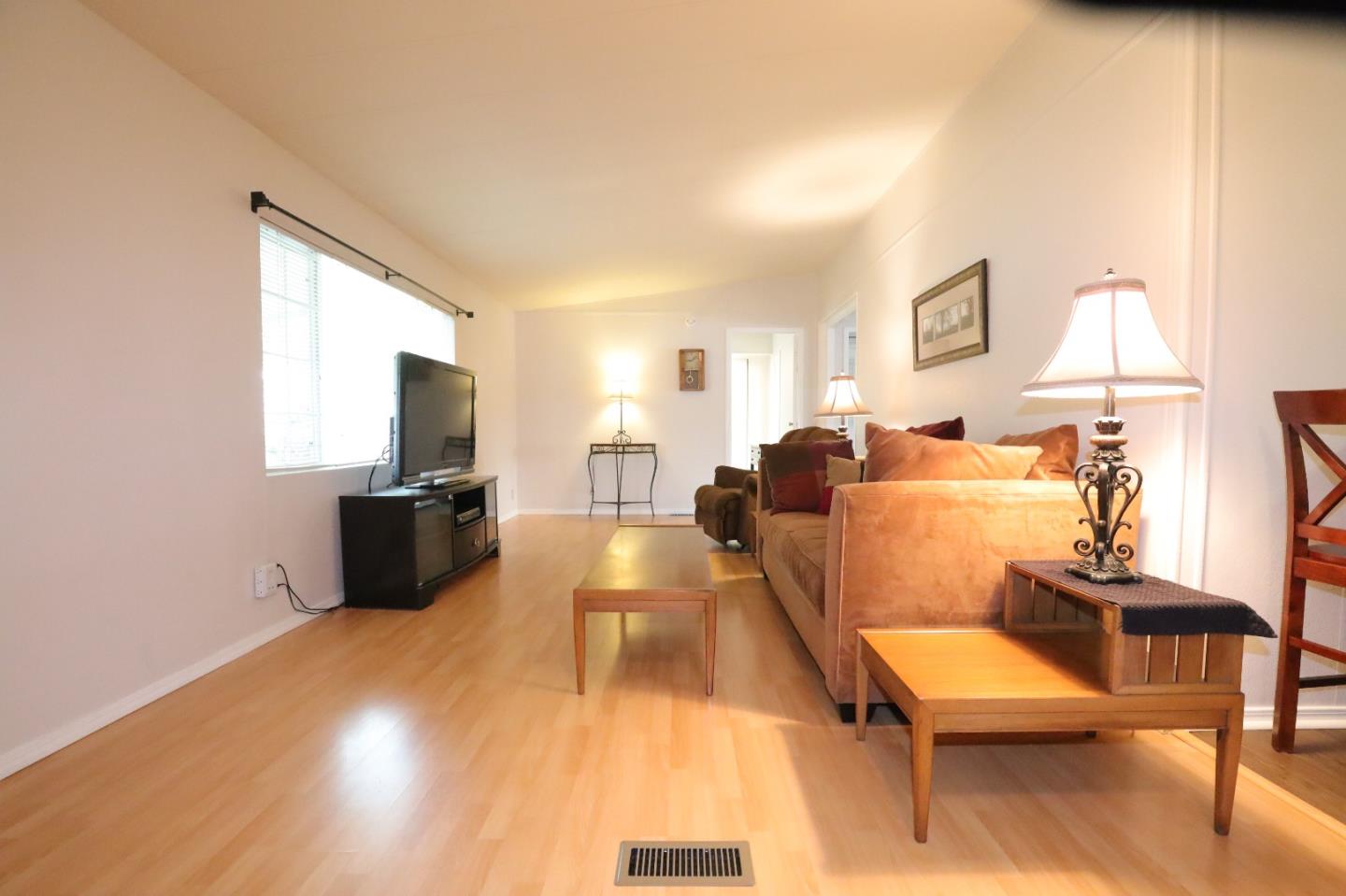 Detail Gallery Image 3 of 31 For 2607 Whispering Hls #2607,  San Jose,  CA 95148 - 3 Beds | 2 Baths