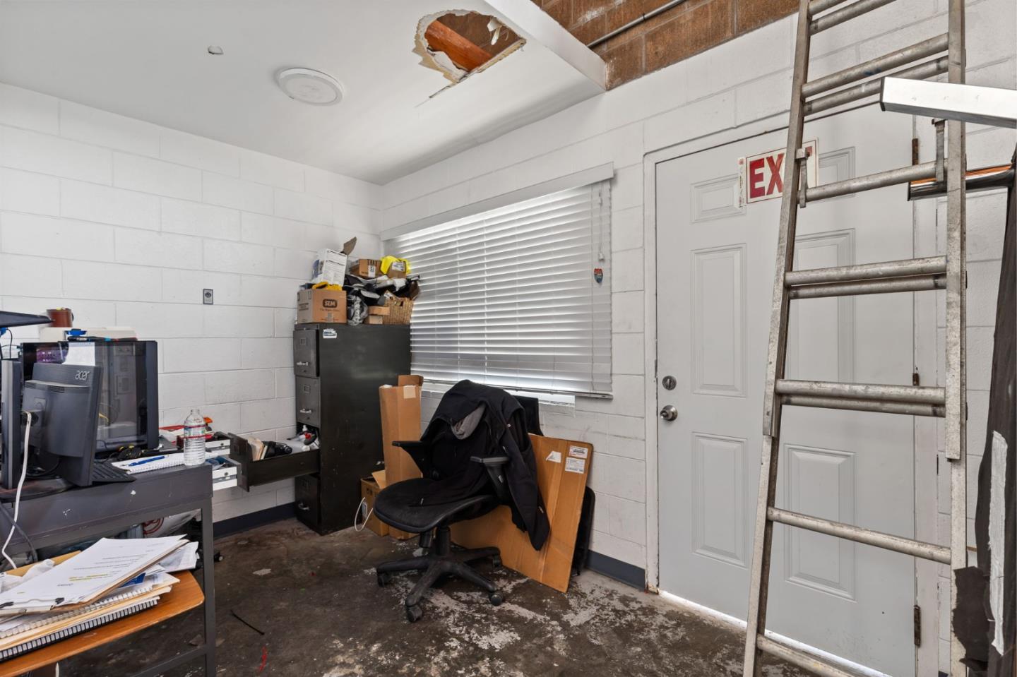Detail Gallery Image 7 of 10 For 1141 San Mateo Ave, San Bruno,  CA 94066 - – Beds | – Baths