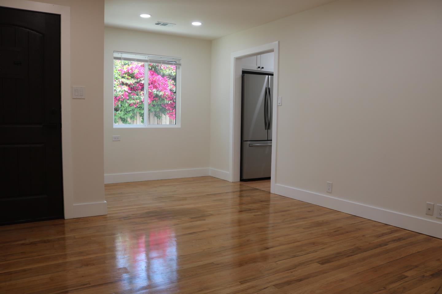 Detail Gallery Image 4 of 22 For 1695 Lincoln Ave, San Jose,  CA 95125 - 3 Beds | 2 Baths