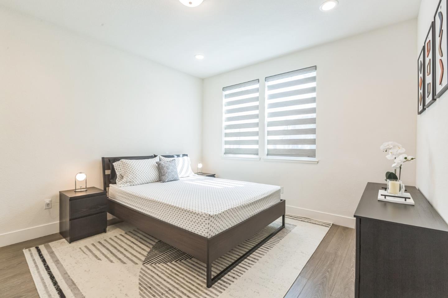 Detail Gallery Image 11 of 26 For 7110 Calistoga Ln, Dublin,  CA 94568 - 4 Beds | 3/1 Baths