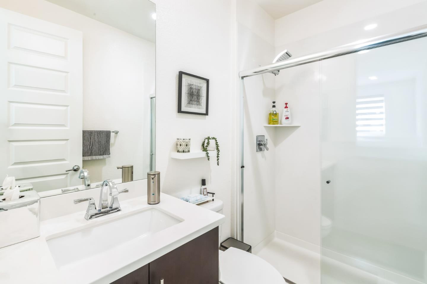 Detail Gallery Image 15 of 26 For 7110 Calistoga Ln, Dublin,  CA 94568 - 4 Beds | 3/1 Baths