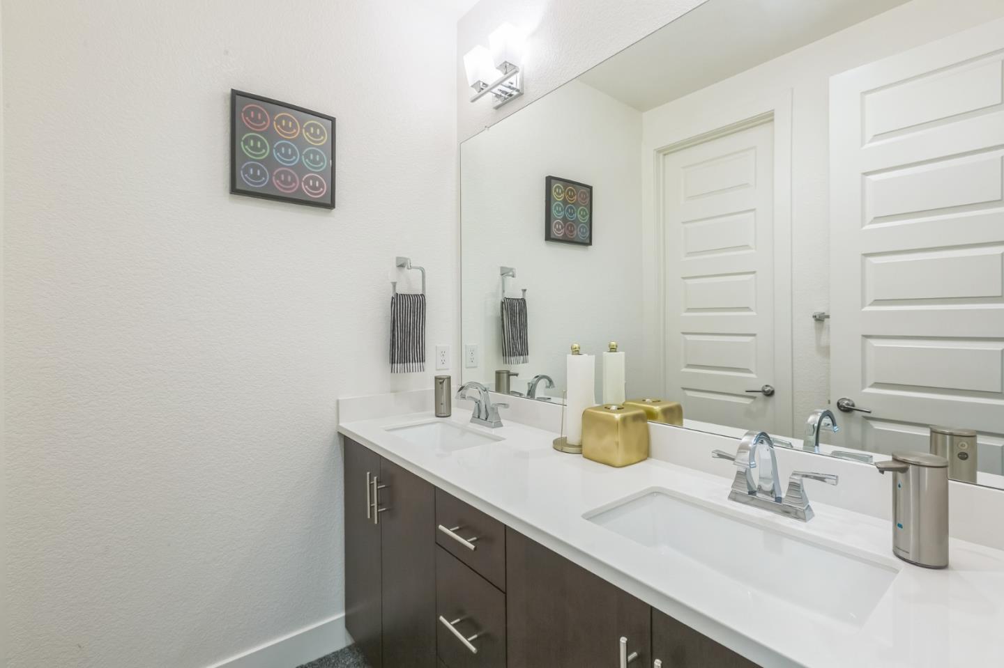 Detail Gallery Image 16 of 26 For 7110 Calistoga Ln, Dublin,  CA 94568 - 4 Beds | 3/1 Baths