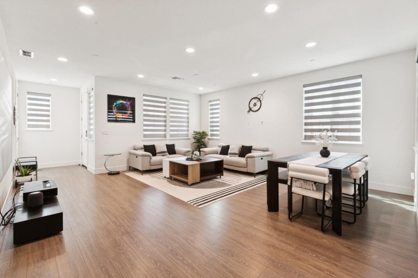 Detail Gallery Image 3 of 26 For 7110 Calistoga Ln, Dublin,  CA 94568 - 4 Beds | 3/1 Baths