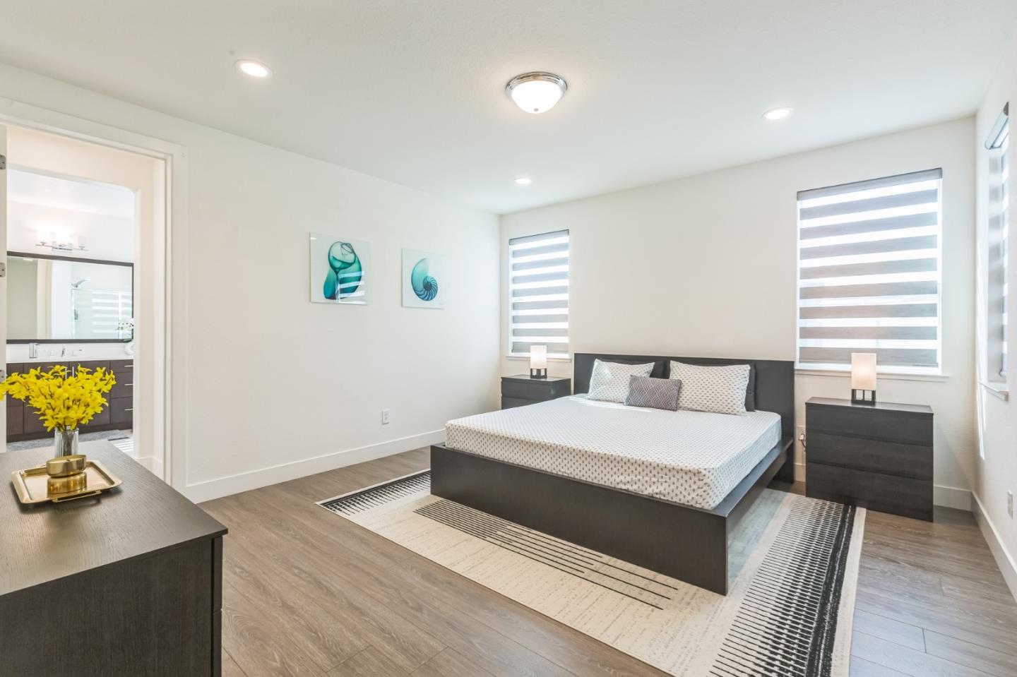 Detail Gallery Image 9 of 26 For 7110 Calistoga Ln, Dublin,  CA 94568 - 4 Beds | 3/1 Baths