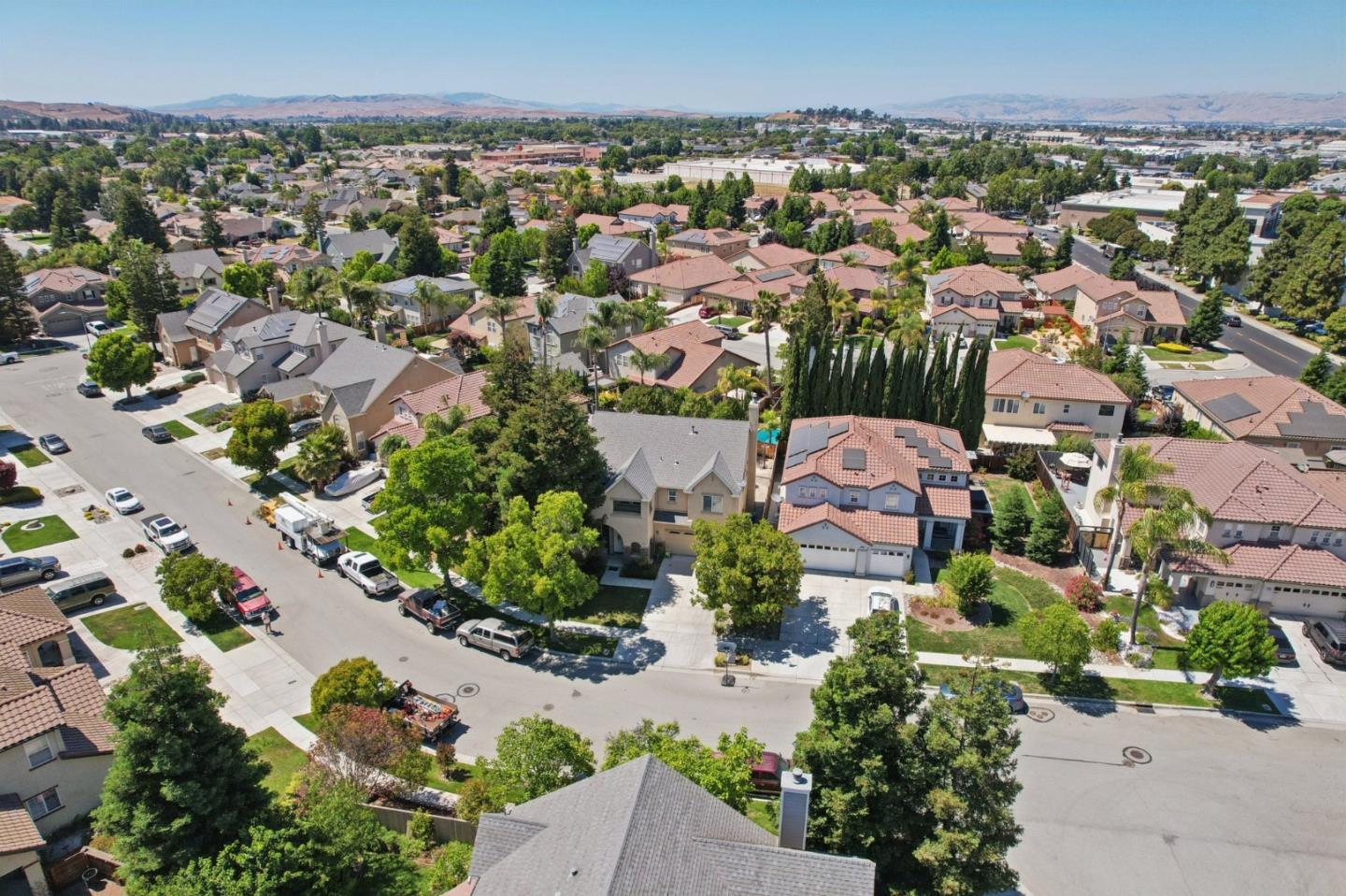 Detail Gallery Image 27 of 33 For 540 Lavender Way, Hollister,  CA 95023 - 4 Beds | 2/1 Baths