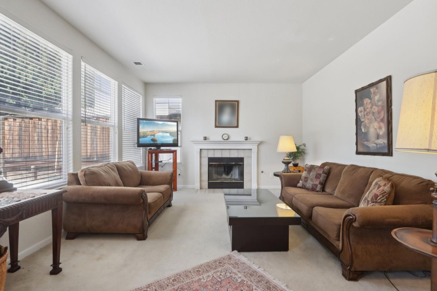 Detail Gallery Image 7 of 33 For 540 Lavender Way, Hollister,  CA 95023 - 4 Beds | 2/1 Baths