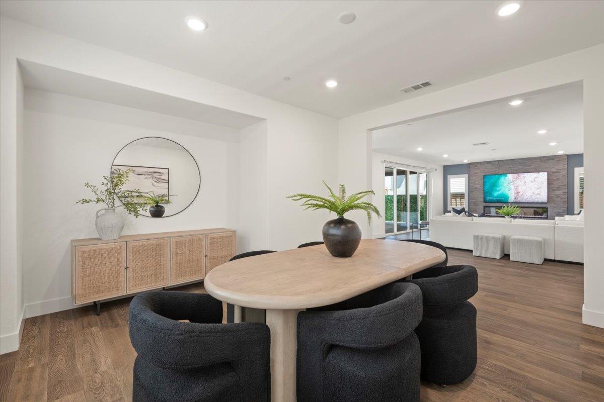 Detail Gallery Image 13 of 77 For 7171 Spumante Ct, Gilroy,  CA 95020 - 4 Beds | 3 Baths