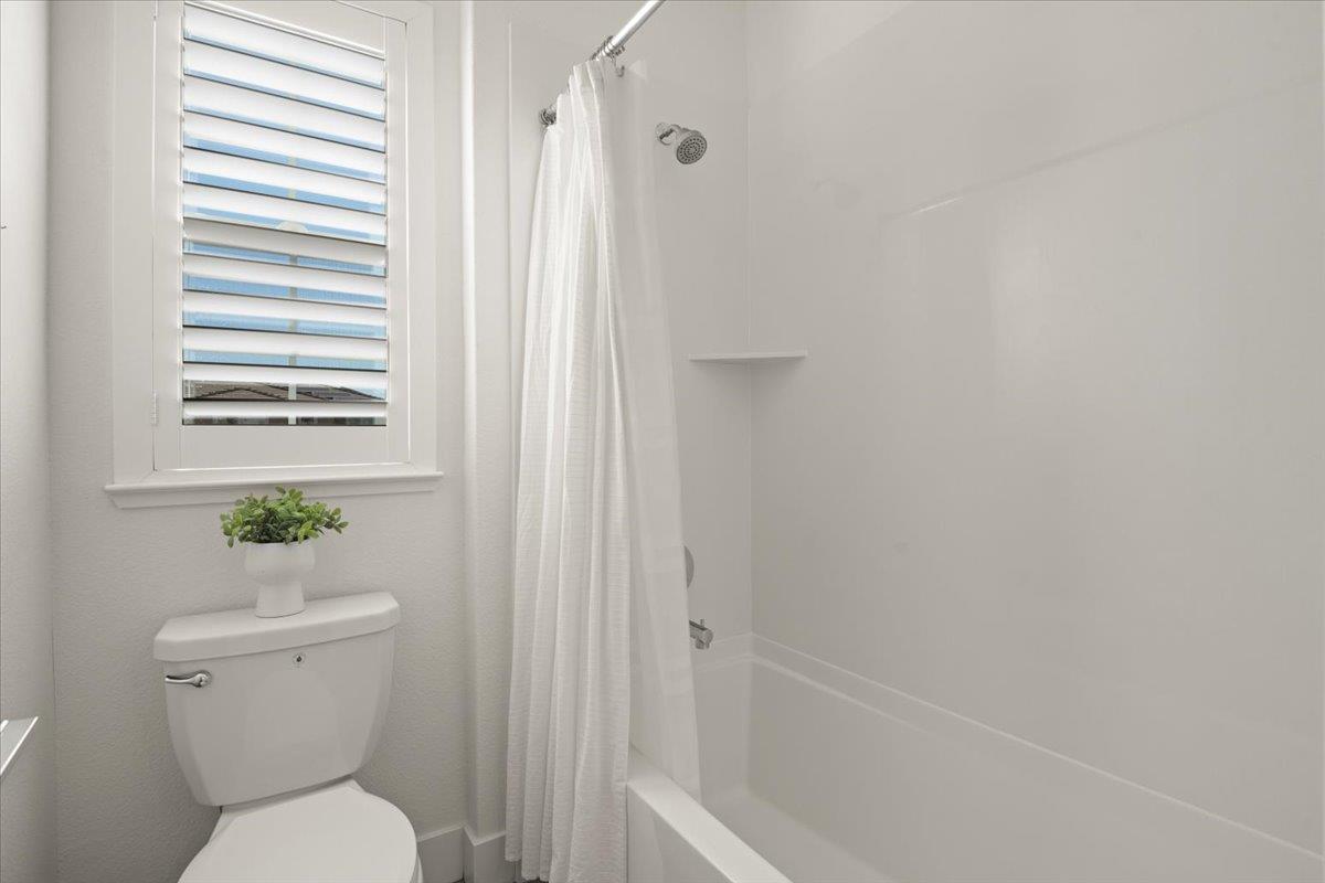 Detail Gallery Image 45 of 77 For 7171 Spumante Ct, Gilroy,  CA 95020 - 4 Beds | 3 Baths