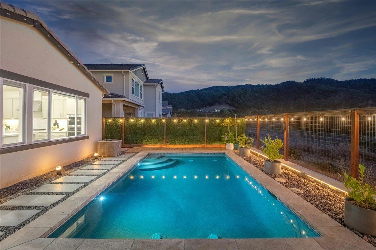 Detail Gallery Image 61 of 77 For 7171 Spumante Ct, Gilroy,  CA 95020 - 4 Beds | 3 Baths