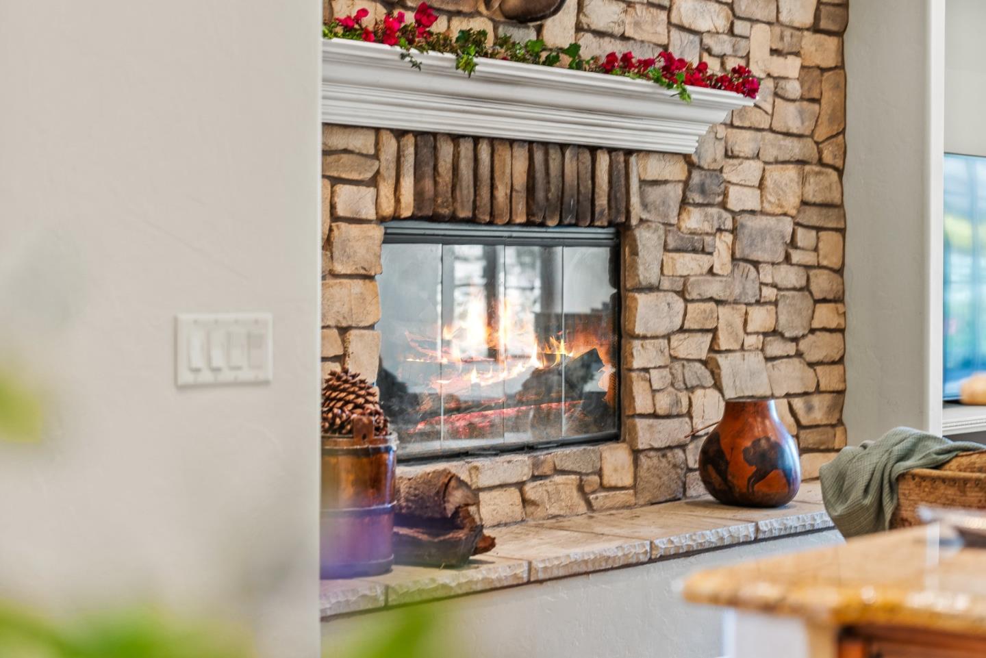 Detail Gallery Image 14 of 63 For 432 River Rd, Salinas,  CA 93908 - 4 Beds | 4/1 Baths