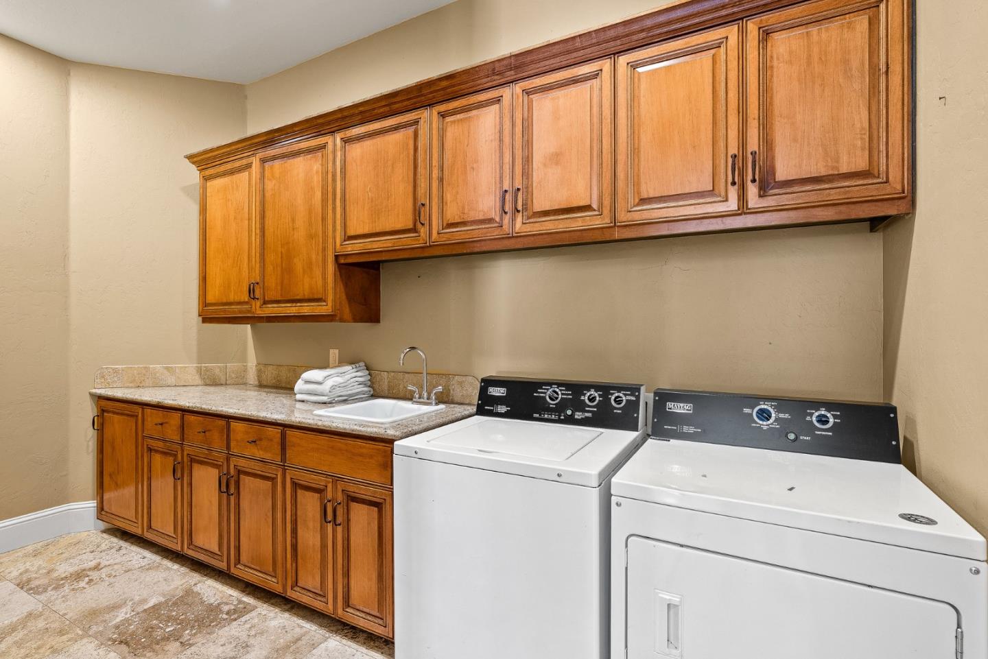 Detail Gallery Image 39 of 63 For 432 River Rd, Salinas,  CA 93908 - 4 Beds | 4/1 Baths